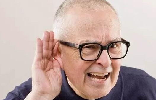 给听损老人配上助听器，就可以高枕无忧了吗？(图2)