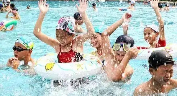 当心|夏季儿童青少年夏季游泳，可能会中耳炎加倍！