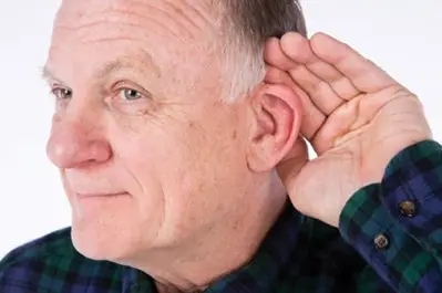 这6个方法可以延缓老年人耳聋